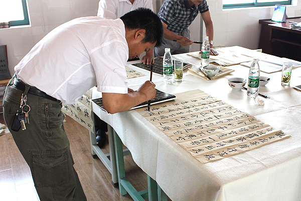 中國人民大學(xué)、北京師范大學(xué)王學(xué)嶺書法工作室在安邦集團(tuán)面授會(圖3)